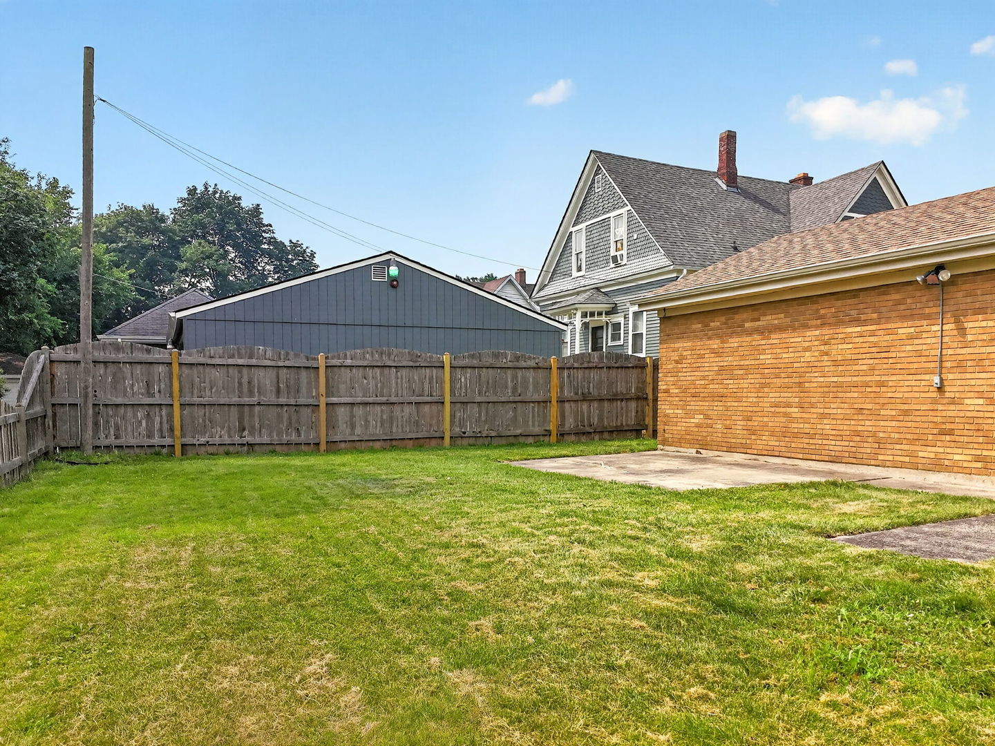 649 North Spring Street Elgin, IL 60120 - Photo 33 of 41 Gallery Image 33