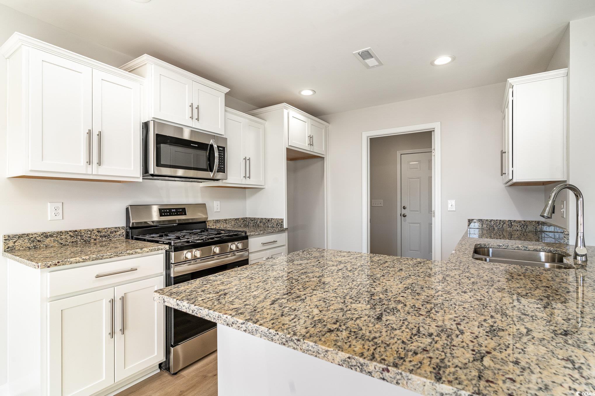 1006 Stump Road Conway, SC 29526 - Photo 7 of 33 Gallery Image 7