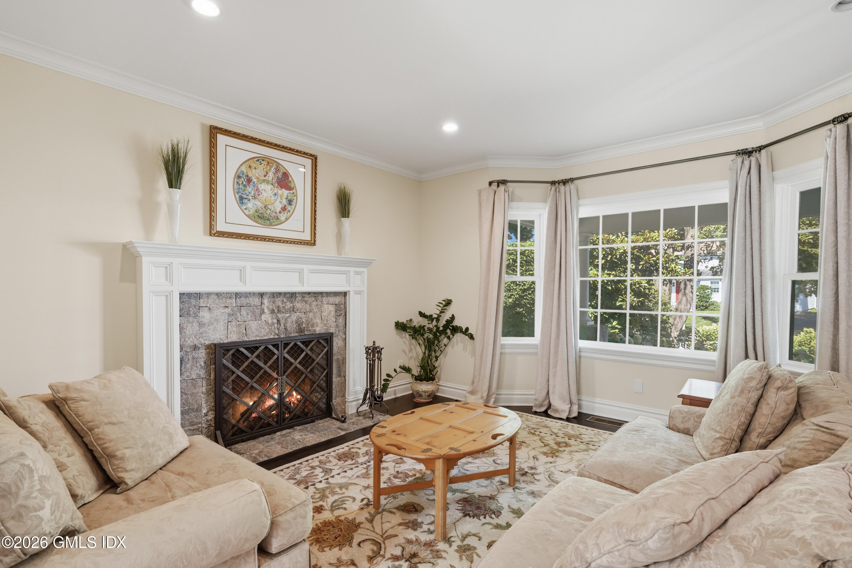 23 Riverside Lane Riverside, CT 06878 - Photo 5 of 31 Formal Living Room