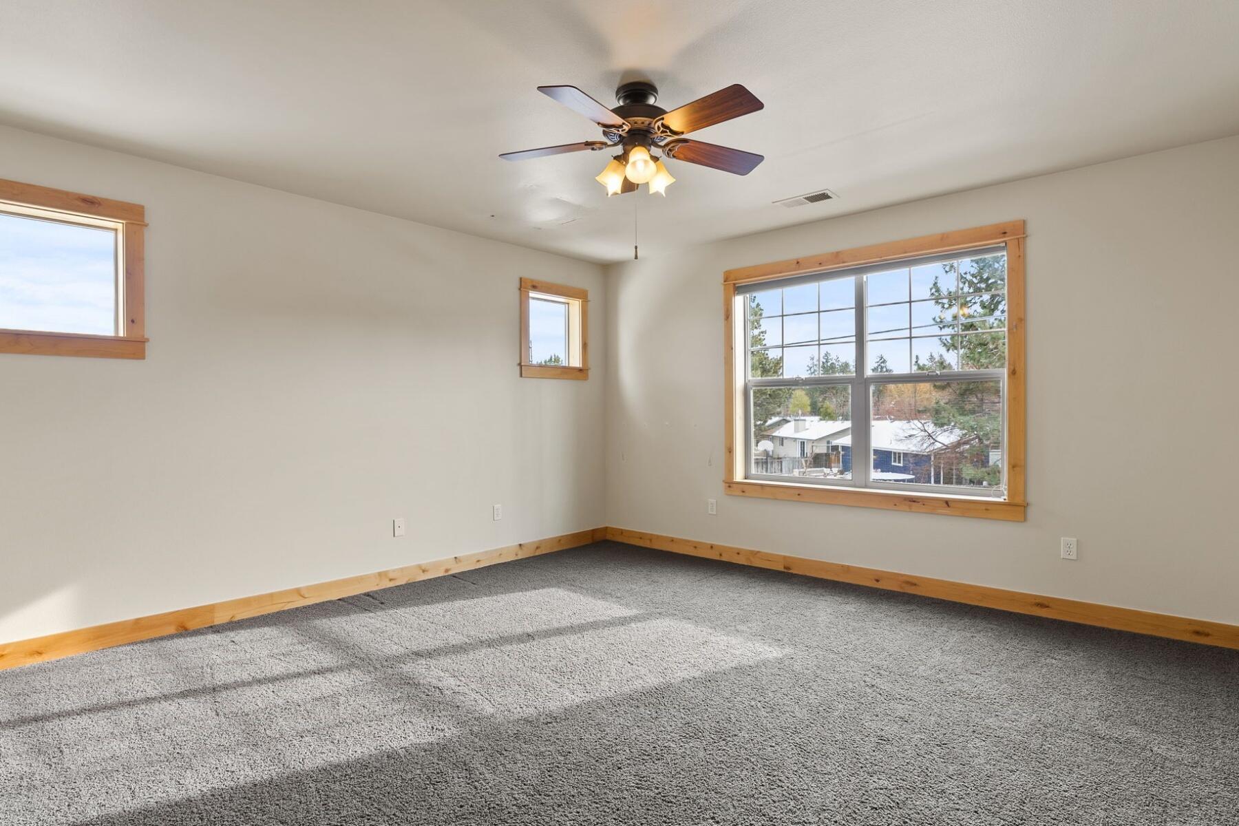 859 Southwest Blakely Road Bend, OR 97702 - Photo 20 of 40 batch_20