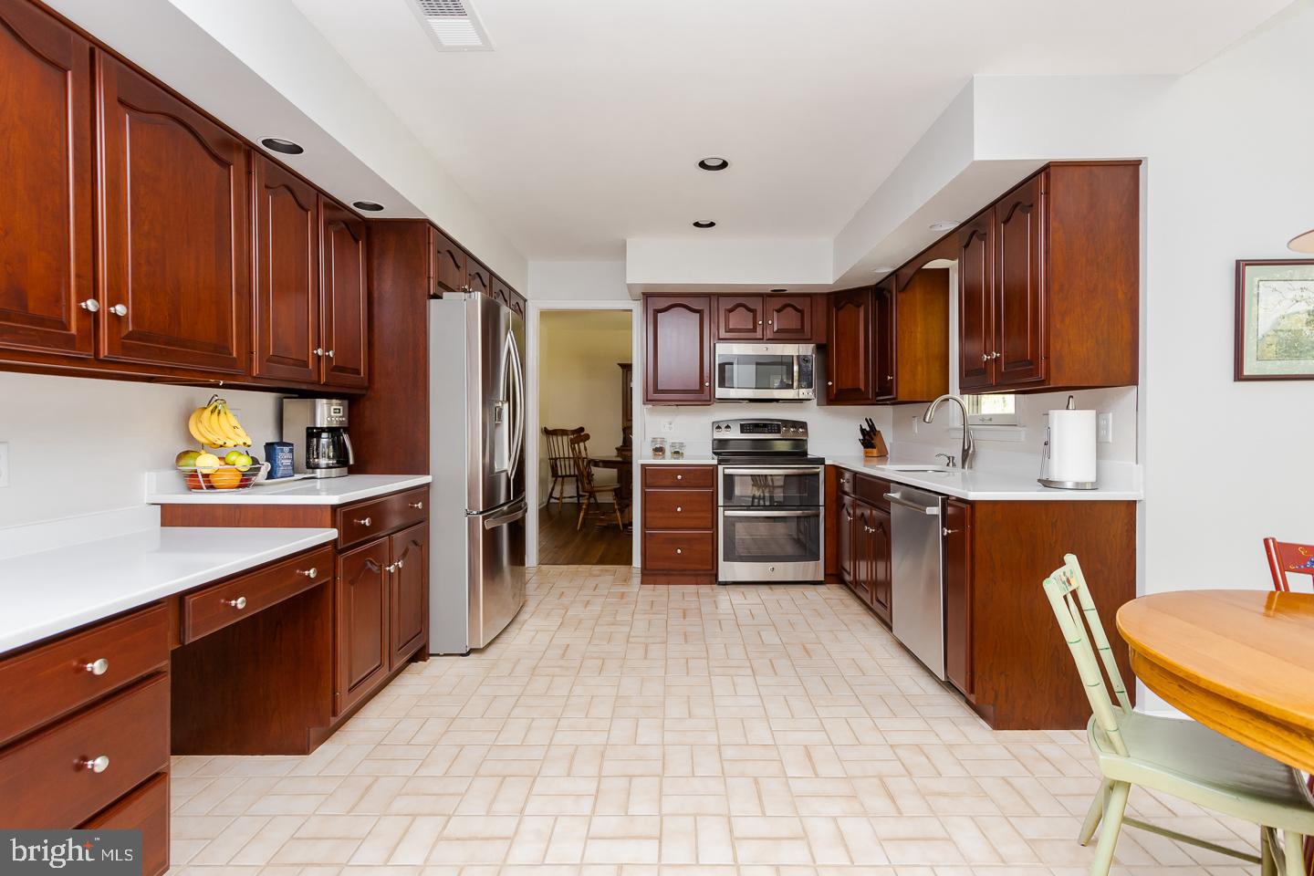 137 Krauser Road Downingtown, PA 19335 - Photo 8 of 49 Gallery Image 8