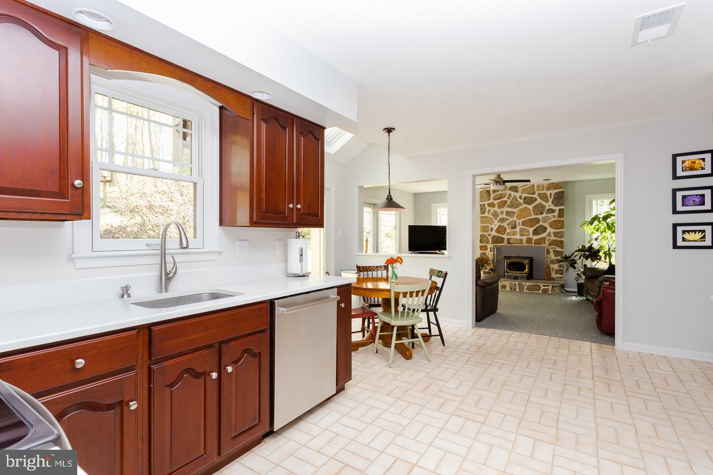 137 Krauser Road Downingtown, PA 19335 - Photo 10 of 49 Gallery Image 10