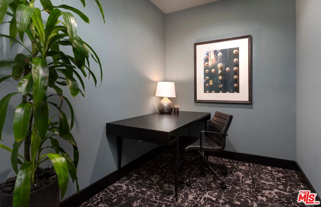 5710 Crescent Park East, Unit 444 Playa Vista, CA 90094 - Photo 28 of 29 a view of a workspace with furniture
