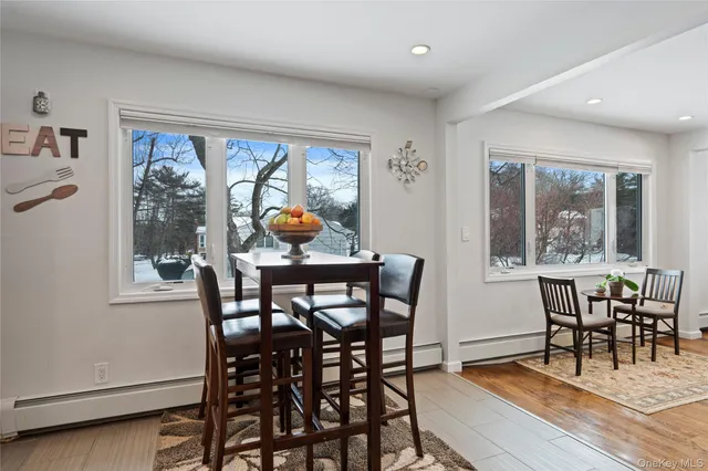 $1,728,000 | 24 Jeffrey Lane, Great Neck, NY 11020