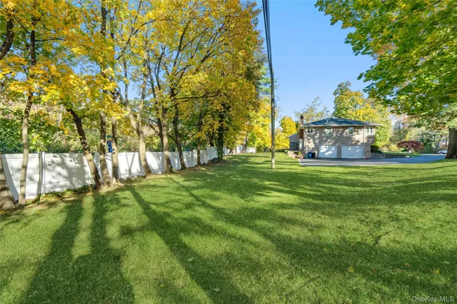 $1,728,000 | 24 Jeffrey Lane, Great Neck, NY 11020