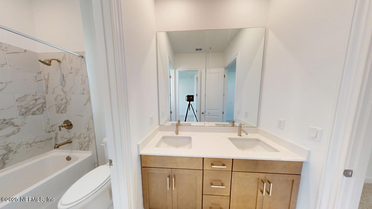 211 Ridgehill Way St. Johns, FL 32259 - Photo 12 of 67 211-Ridgehill-Way-04012025_111331