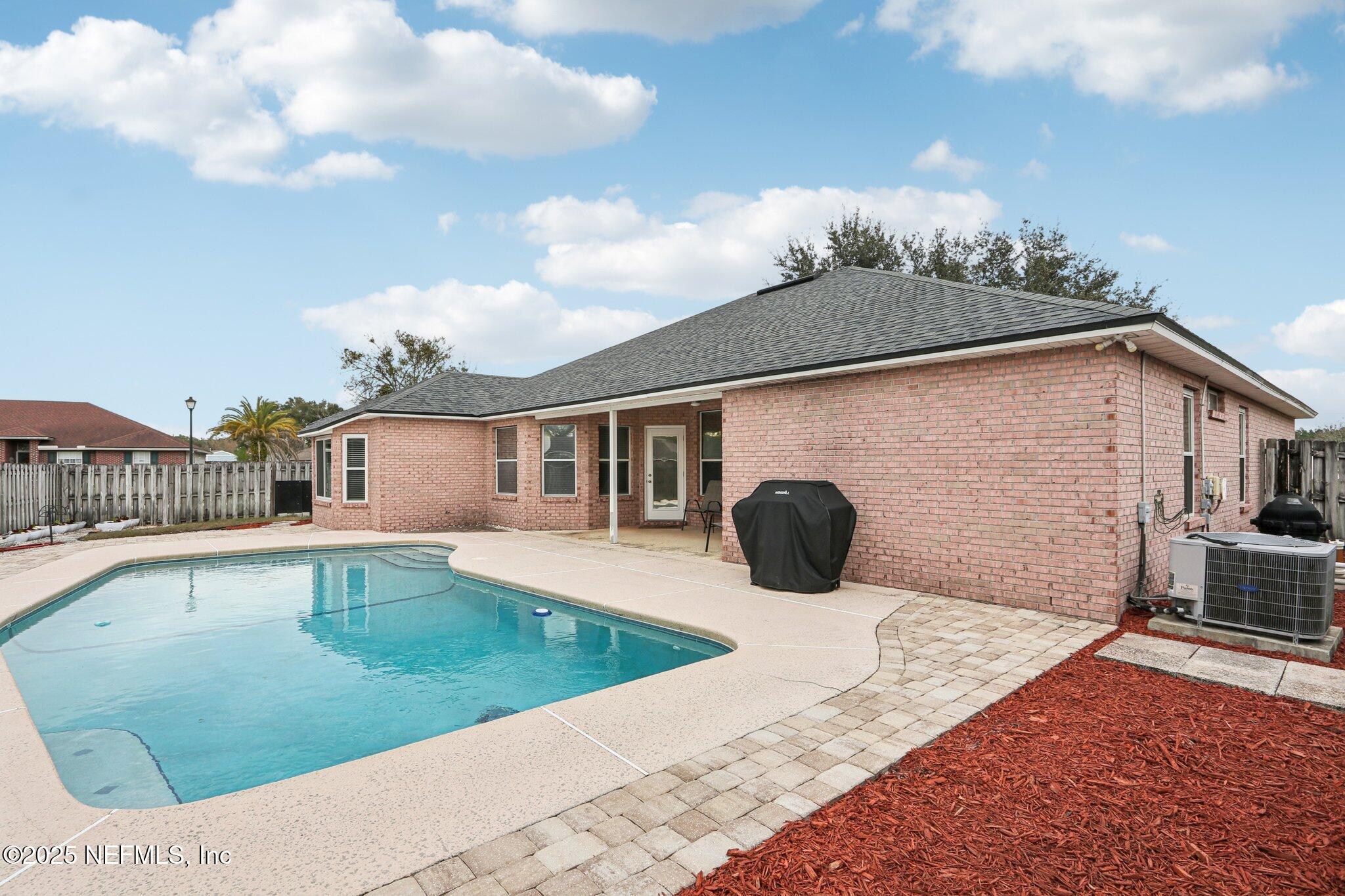 2390 Mallory Hills Road Jacksonville, FL 32221 - Photo 2 of 42 38-web-or-mls-Mallory Hills Rd-S3112-038