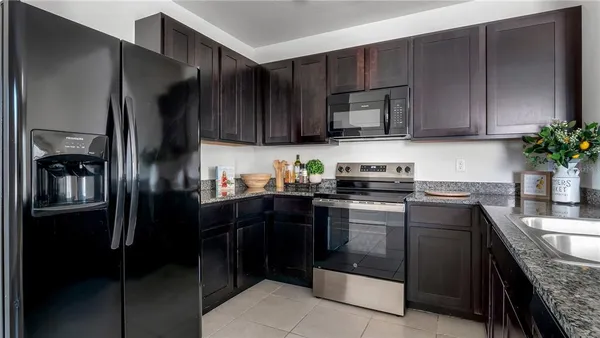 $330,000 | 3503 Diamond Leaf Court, Valrico, FL 33594