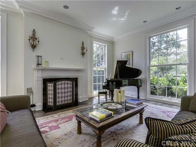 1819 Queens Road Charlotte, NC 28207 - Photo 3 of 16 Gallery Image 3