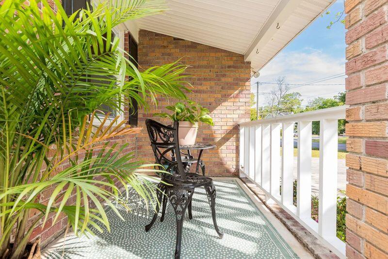 1275 Julian Clark Road Charleston, SC 29412 - Photo 3 of 41 1275 front porch