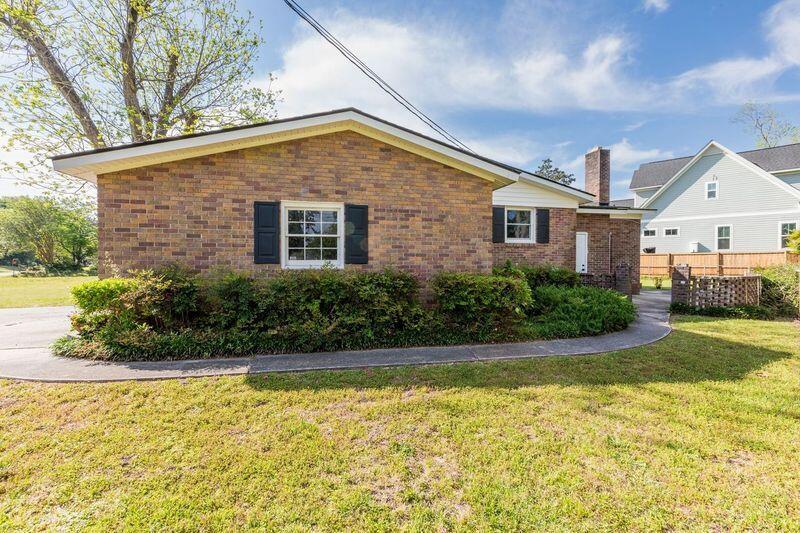 1275 Julian Clark Road Charleston, SC 29412 - Photo 39 of 41 1275 side view