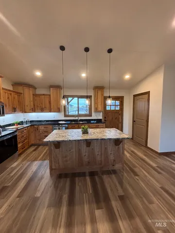 $560,000 | 2211 Powers Drive, Lewiston, ID 83501