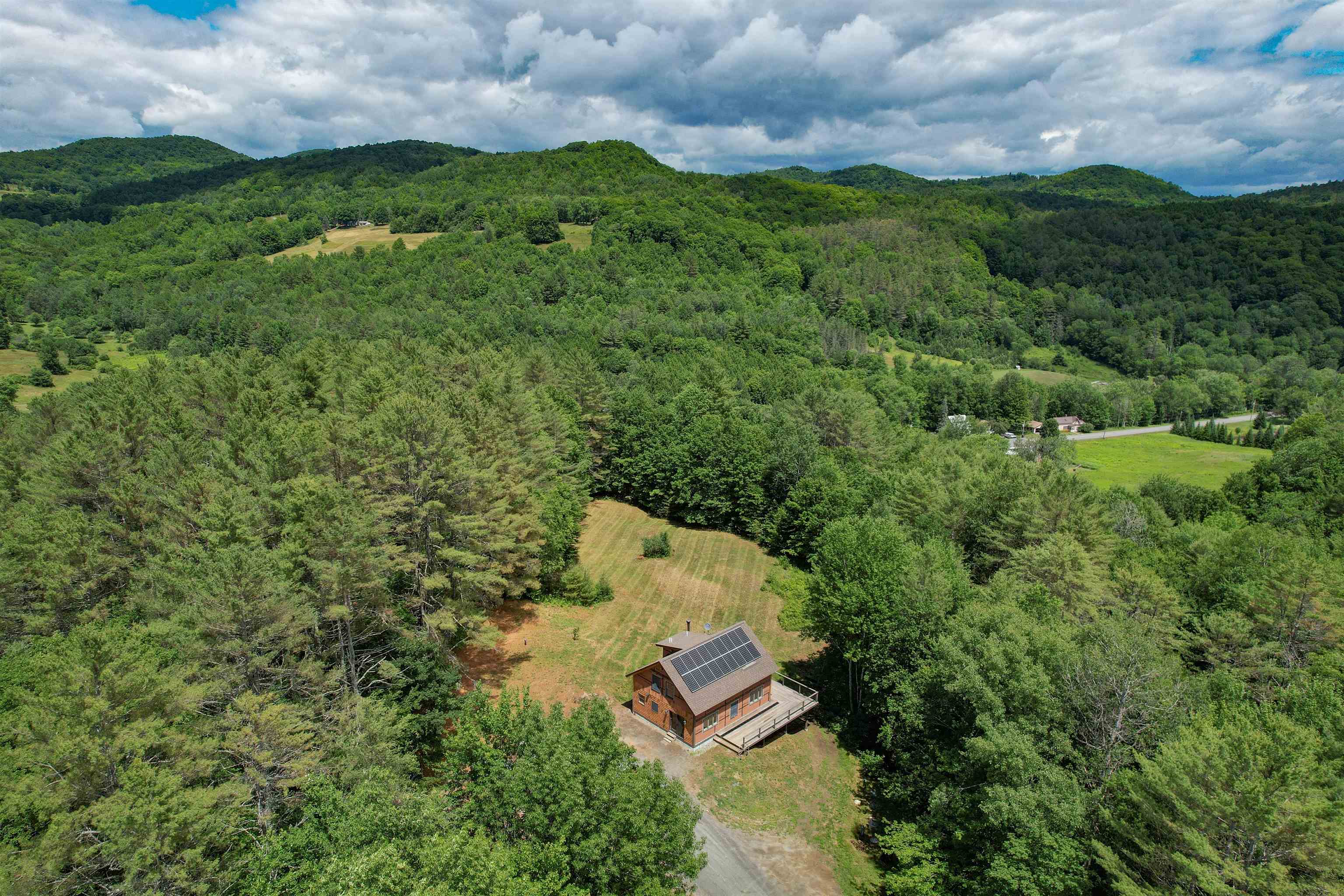 8126 Pomfret Road Pomfret, VT 05084 - Photo 1 of 24