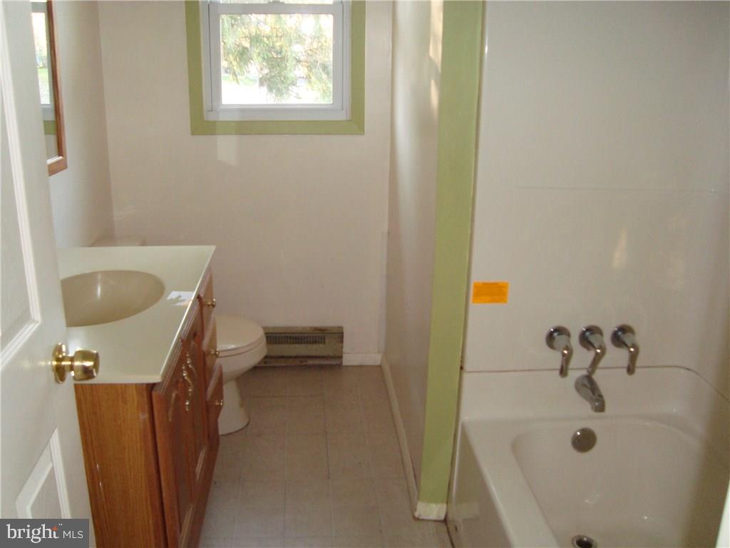 116 Jericho Road Tuckerton, NJ 08087 - Photo 8 of 15 Gallery Image 8
