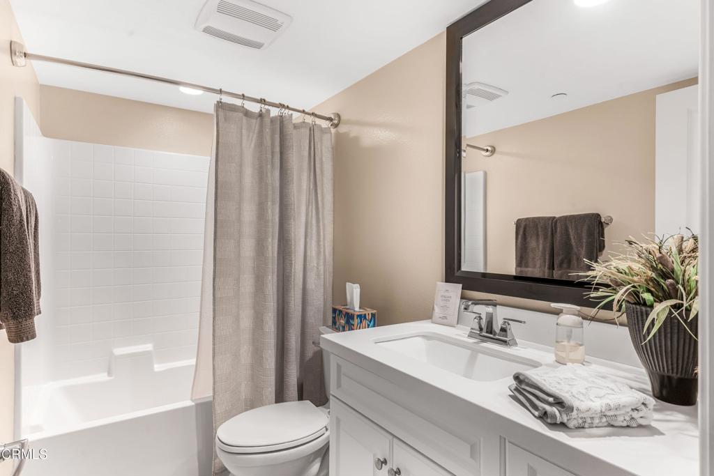 3729 Islander Walk Oxnard, CA 93035 - Photo 18 of 35 Gallery Image 18