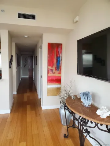 a view of a livingroom with furniture