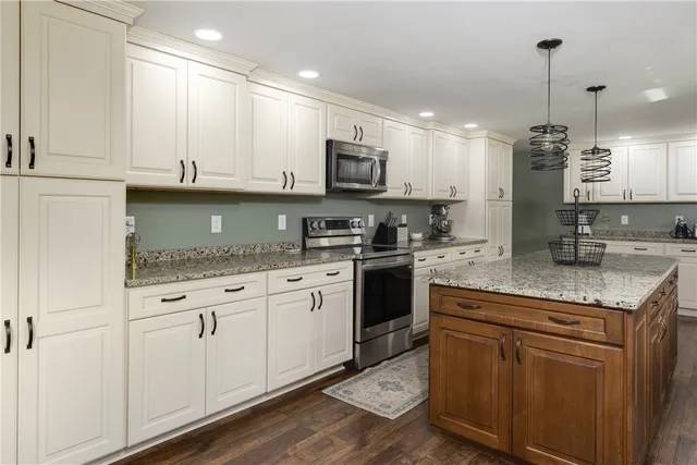 $460,000 | 164 East Sullivanville Road, Veteran, NY 14845