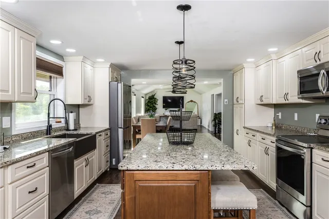 $460,000 | 164 East Sullivanville Road, Veteran, NY 14845