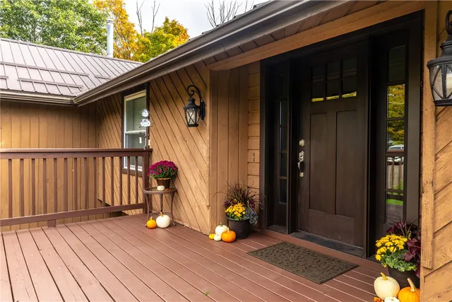 $460,000 | 164 East Sullivanville Road, Veteran, NY 14845