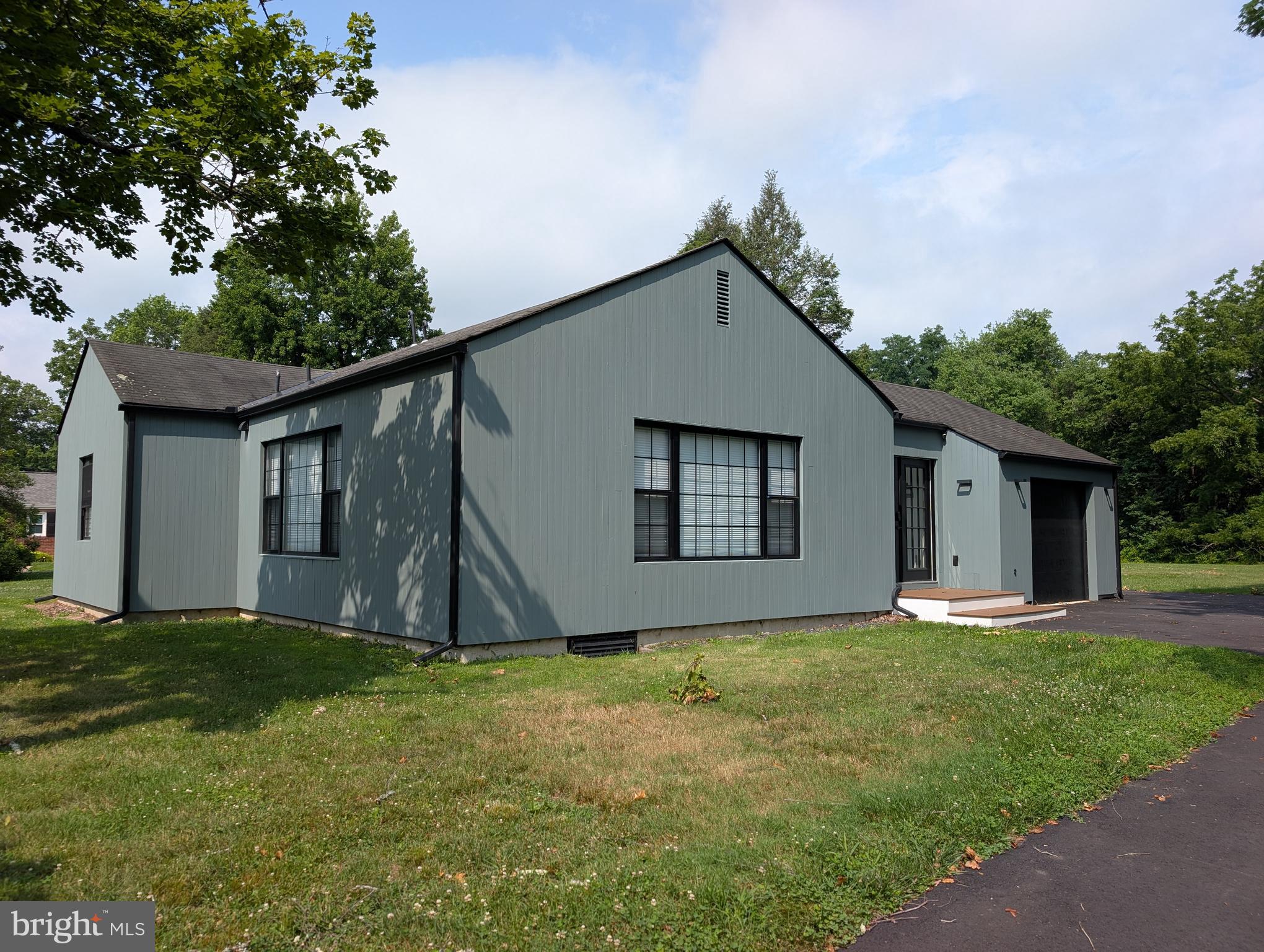 3351 Lawr-prin Road Princeton, NJ 08540 - Photo 1 of 9