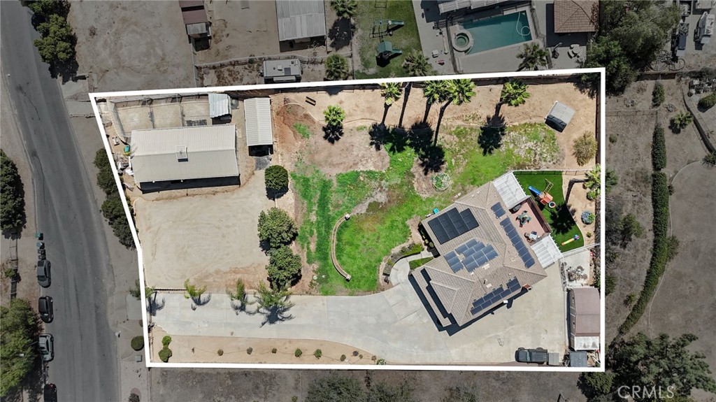 16891 Mariposa Avenue Riverside, CA 92504 - Photo 3 of 50
