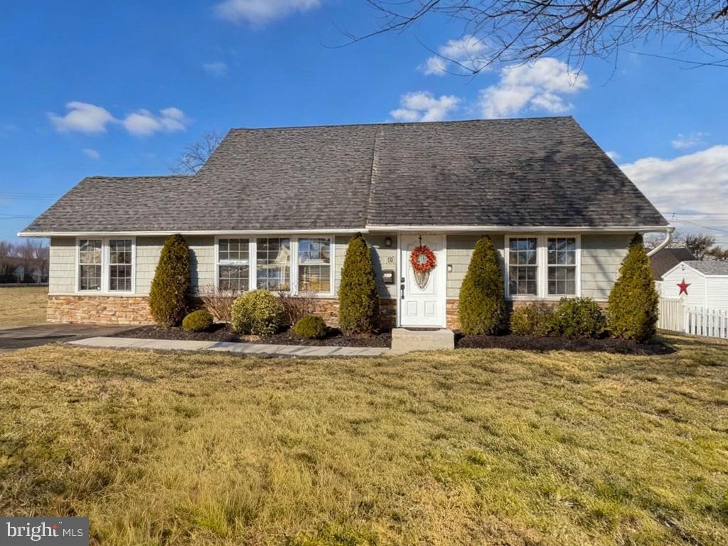 18 Jump Hill Road Levittown, PA 19056 - Photo 2 of 25