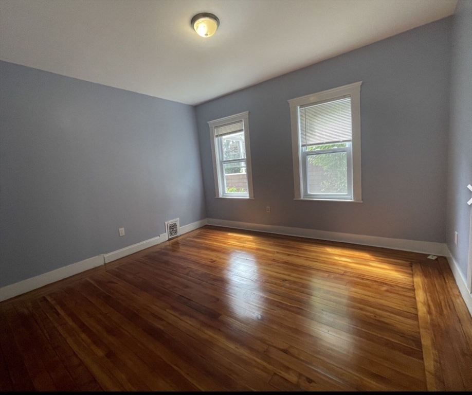 24 Litchfield Street, Unit 1 Boston, MA 02135 - Photo 5 of 11