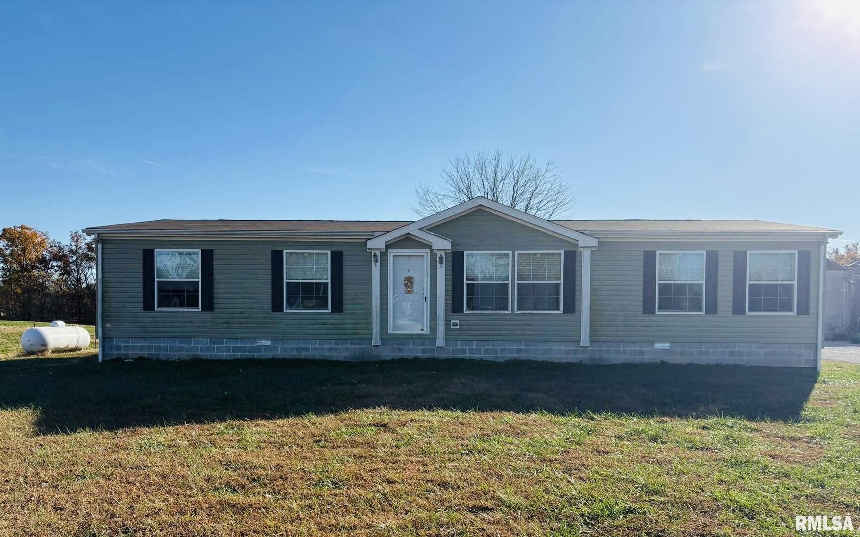 6874 White Walnut Road Pinckneyville, IL 62274 - Photo 1 of 11