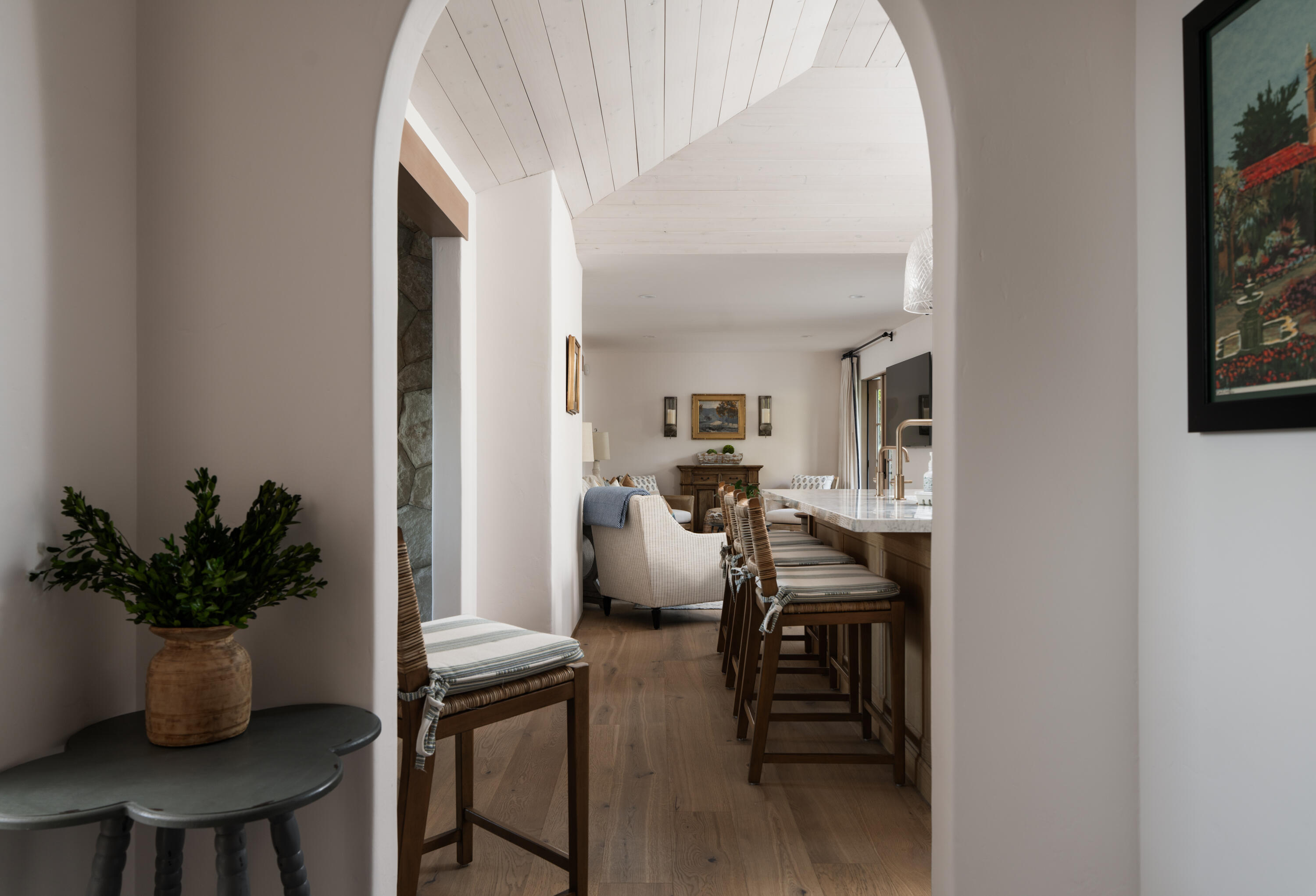 830 Summit Road Santa Barbara, CA 93108 - Photo 10 of 34 Entry from Attached Garage