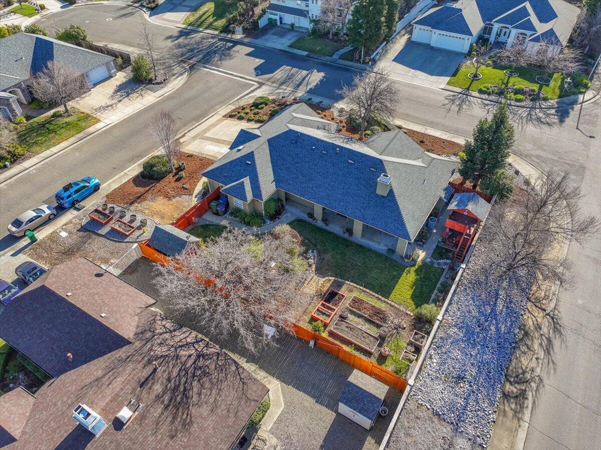 2122 Edinburgh Way Redding, CA 96003 - Photo 58 of 61 an aerial view of a house with a yard