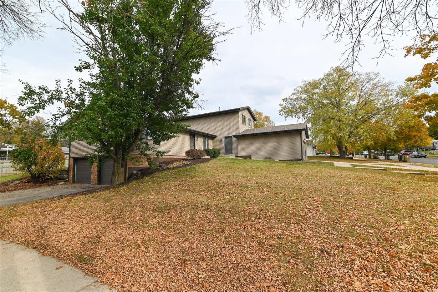 6934-6938 Chester Drive Madison, WI 53719 - Photo 2 of 44