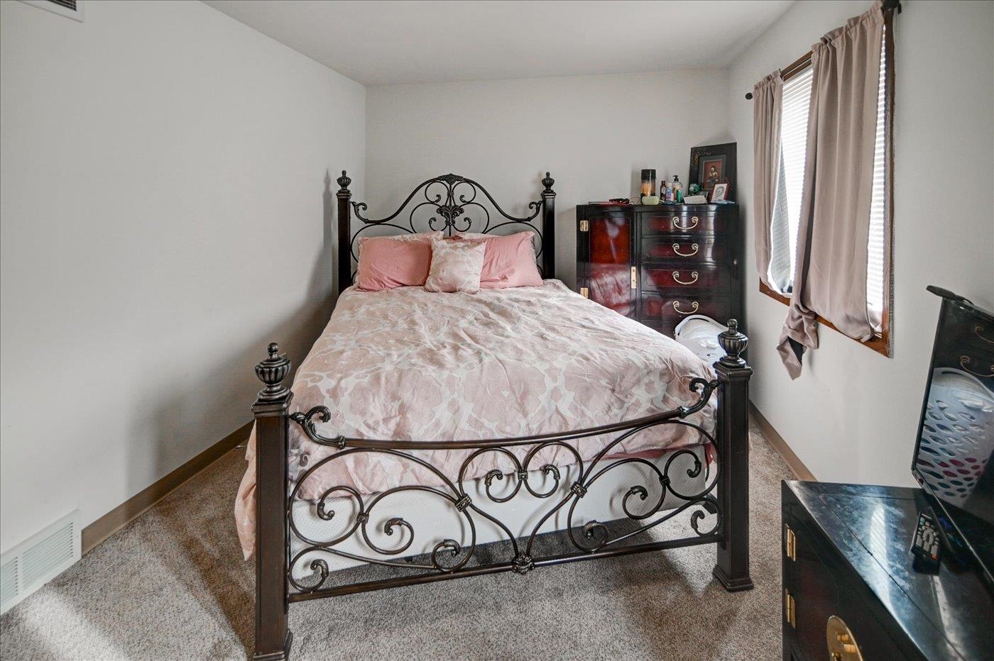 6934-6938 Chester Drive Madison, WI 53719 - Photo 25 of 44