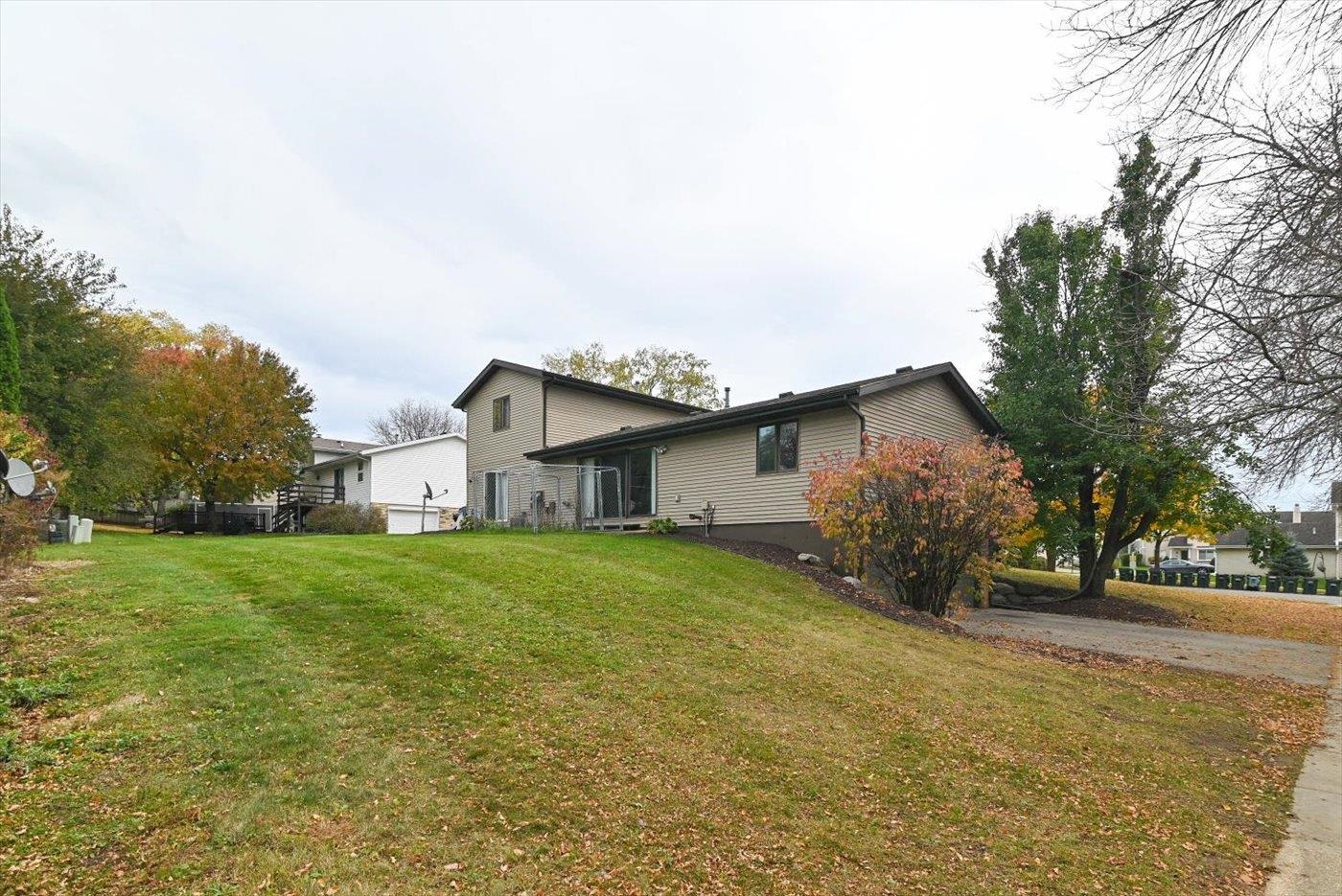 6934-6938 Chester Drive Madison, WI 53719 - Photo 3 of 44