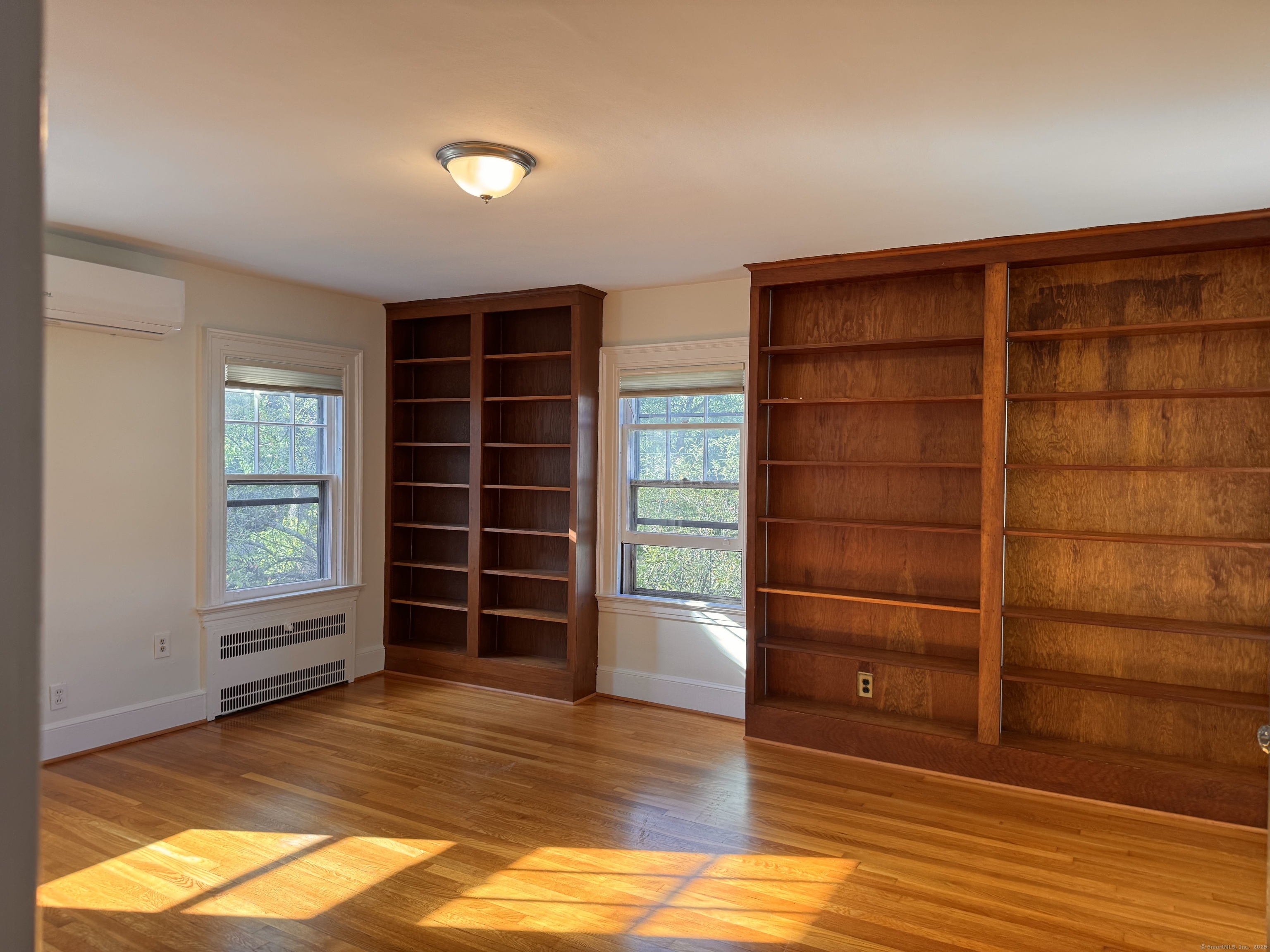 65 Spring Garden Street Hamden, CT 06517 - Photo 12 of 19