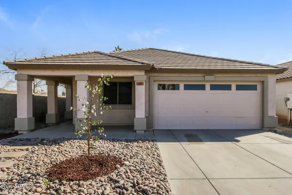 $2,280 | 5605 South 11th Place, Phoenix, AZ 85040
