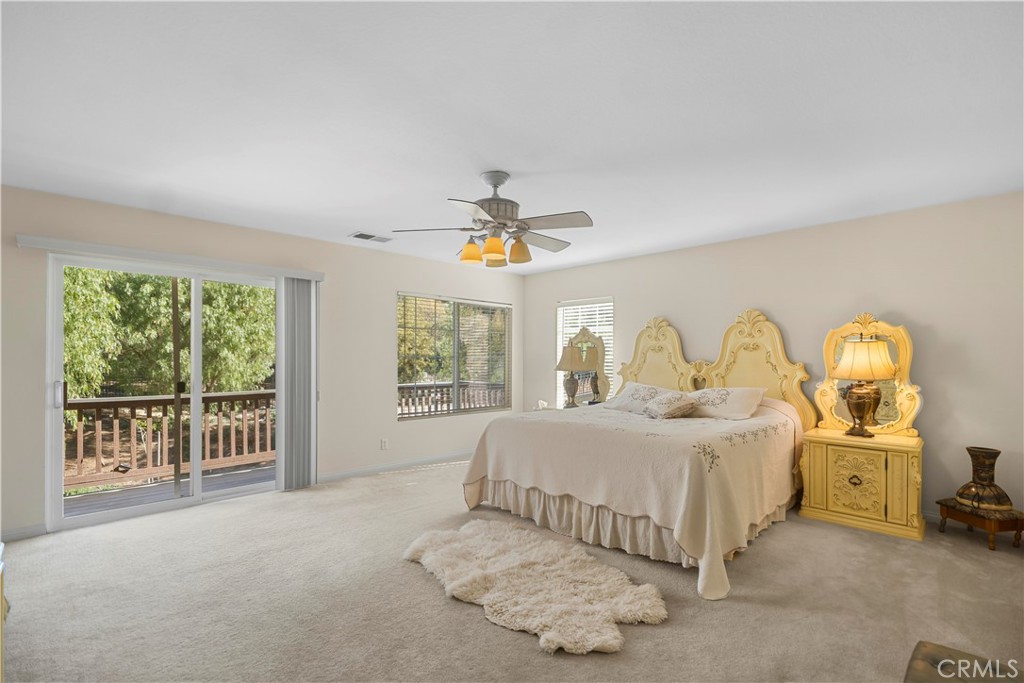665 Barbre Lane Corona, CA 92879 - Photo 31 of 57 Master bedroom