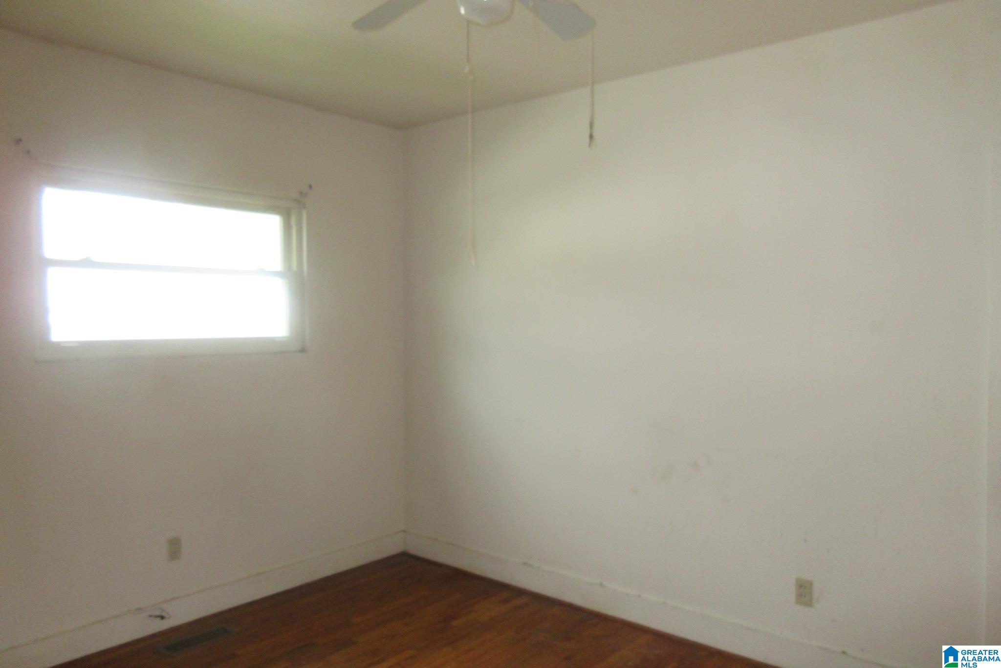 313 58th Street Fairfield, AL 35064 - Photo 5 of 9