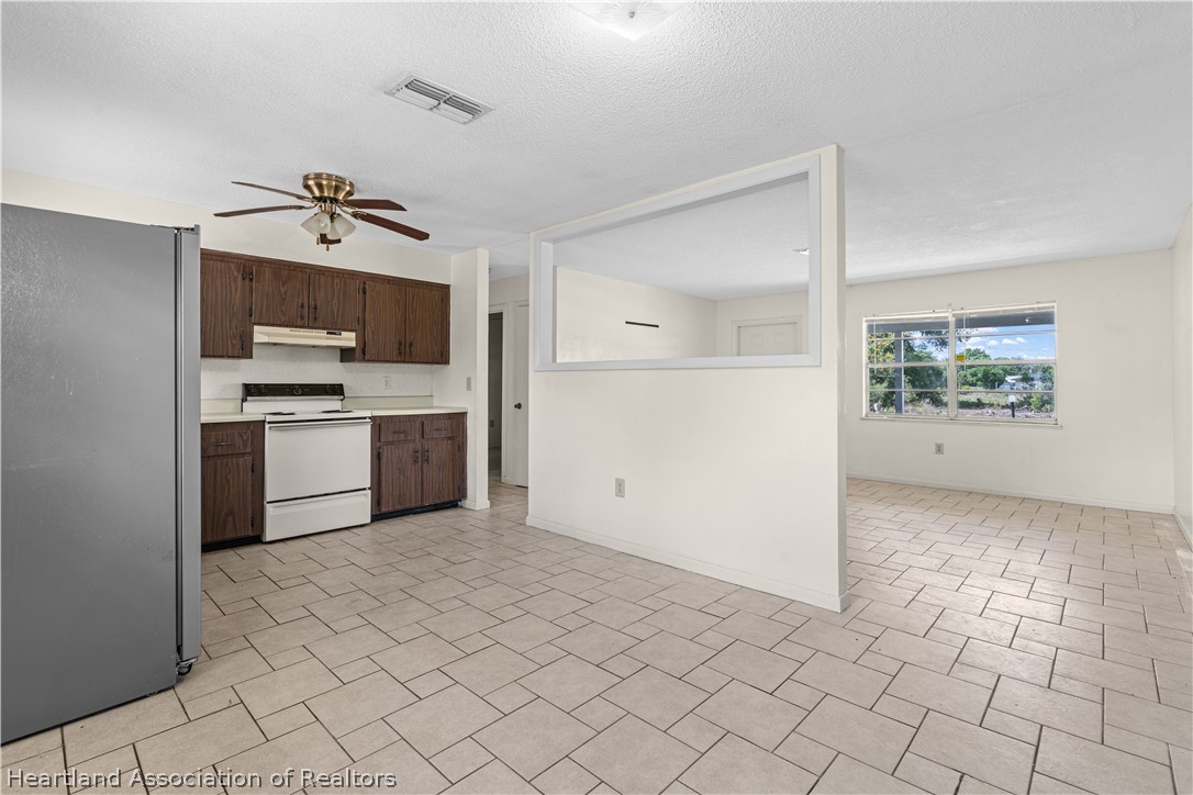 2709 West Rochester Road Avon Park, FL 33825 - Photo 15 of 29