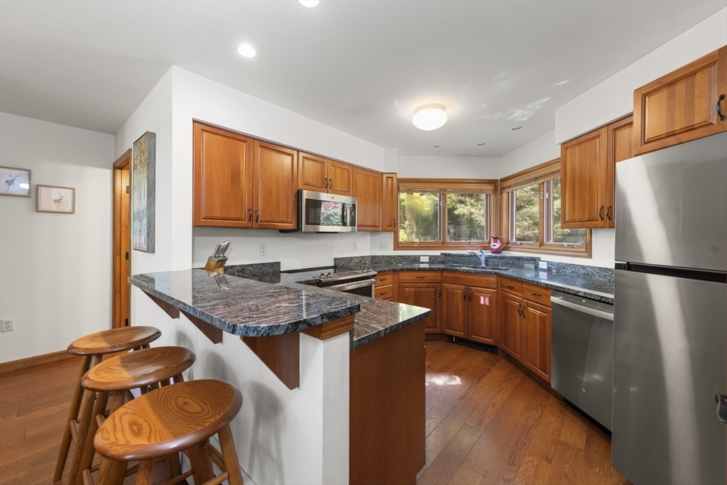 258 Crawford Ridge Road, Unit 7 Carroll, NH 03595 - Photo 8 of 42
