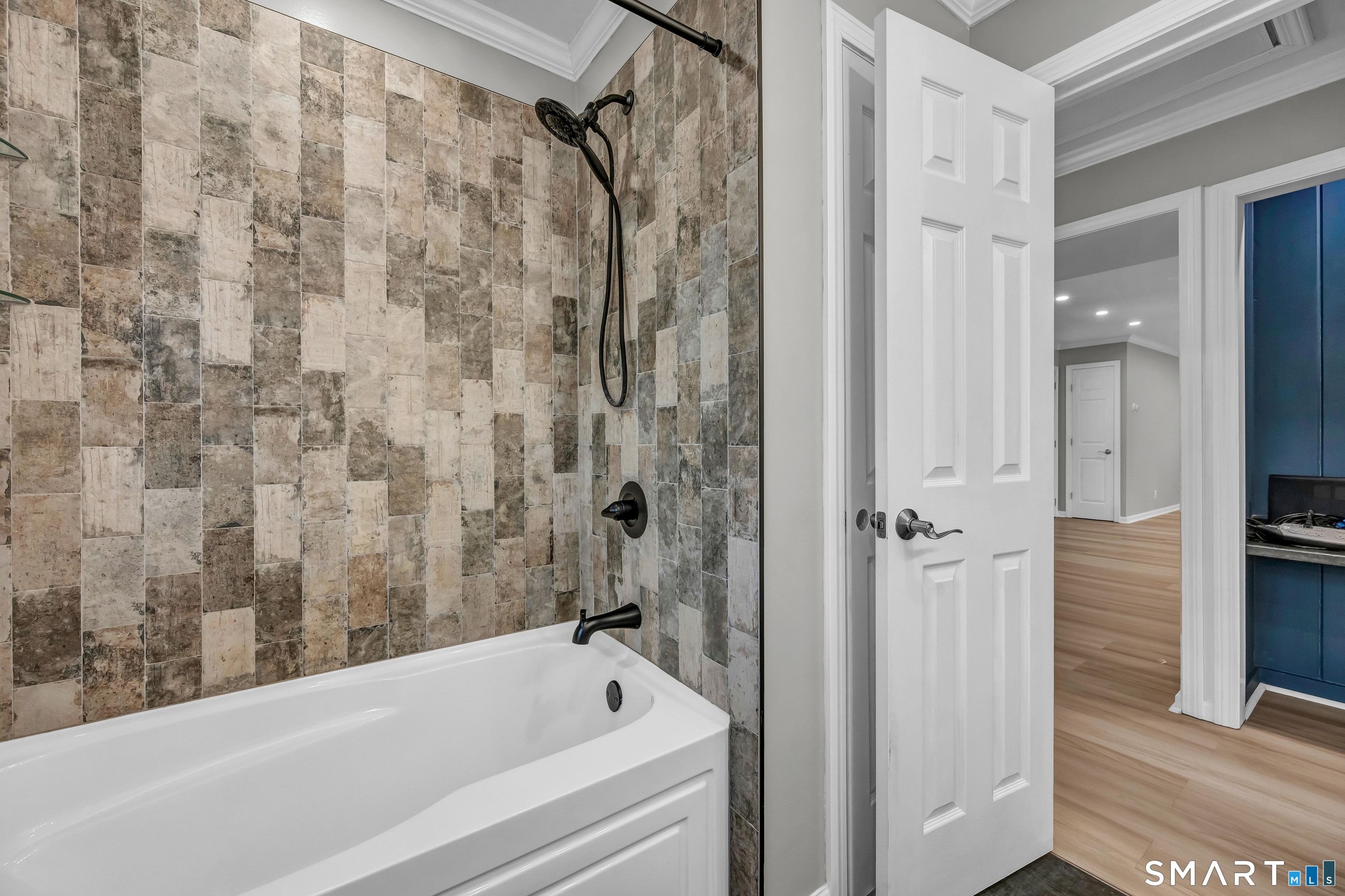 240 Great Plain Road Danbury, CT 06811 - Photo 20 of 39