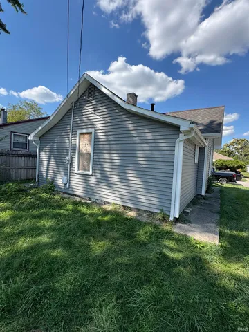 $49,900 | 2021 Carlton Avenue, Fort Wayne, IN 46802