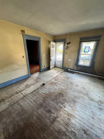 $49,900 | 2021 Carlton Avenue, Fort Wayne, IN 46802