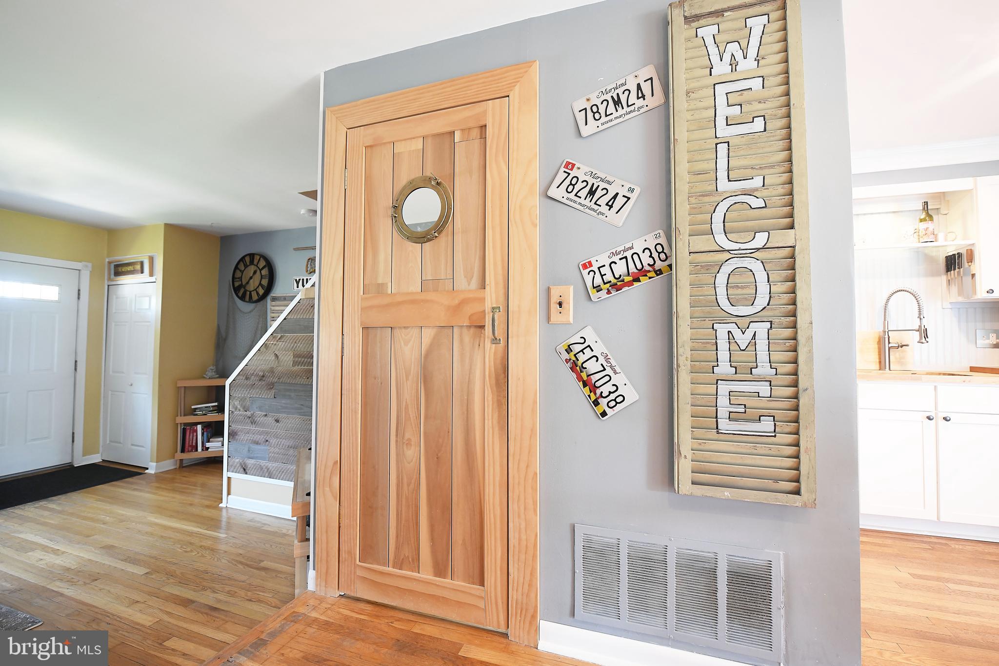8275 Del Haven Road Baltimore, MD 21222 - Photo 6 of 35 Door to lower level