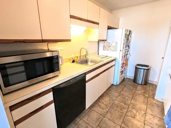 $364,900 | 90 Sea Street, Unit 204, Weymouth, MA 02191