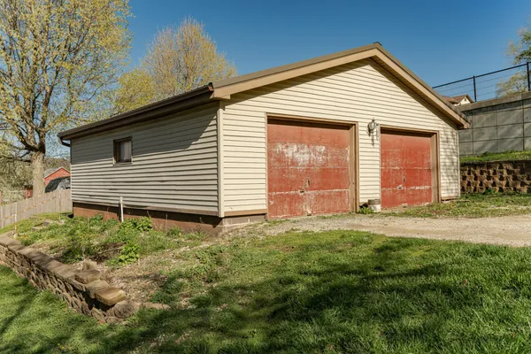 $194,900 | 113 Valley Street Northeast, Preston, MN 55965