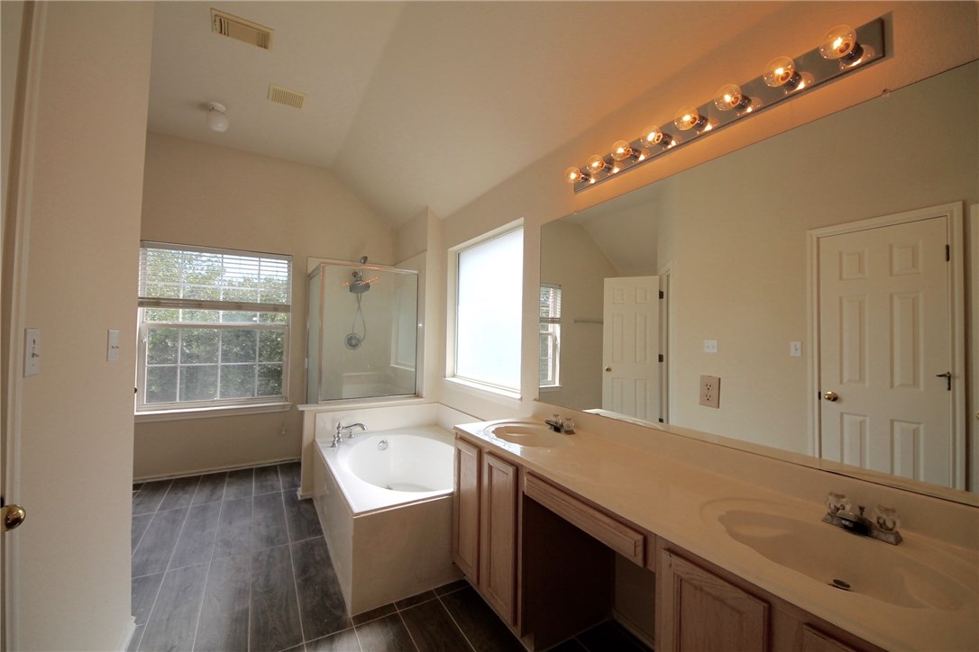 15843 Garrison Circle Austin, TX 78717 - Photo 13 of 19