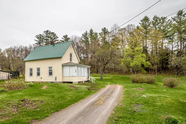 $125,000 | 102 Hillside Avenue, Northumberland, NH 03582