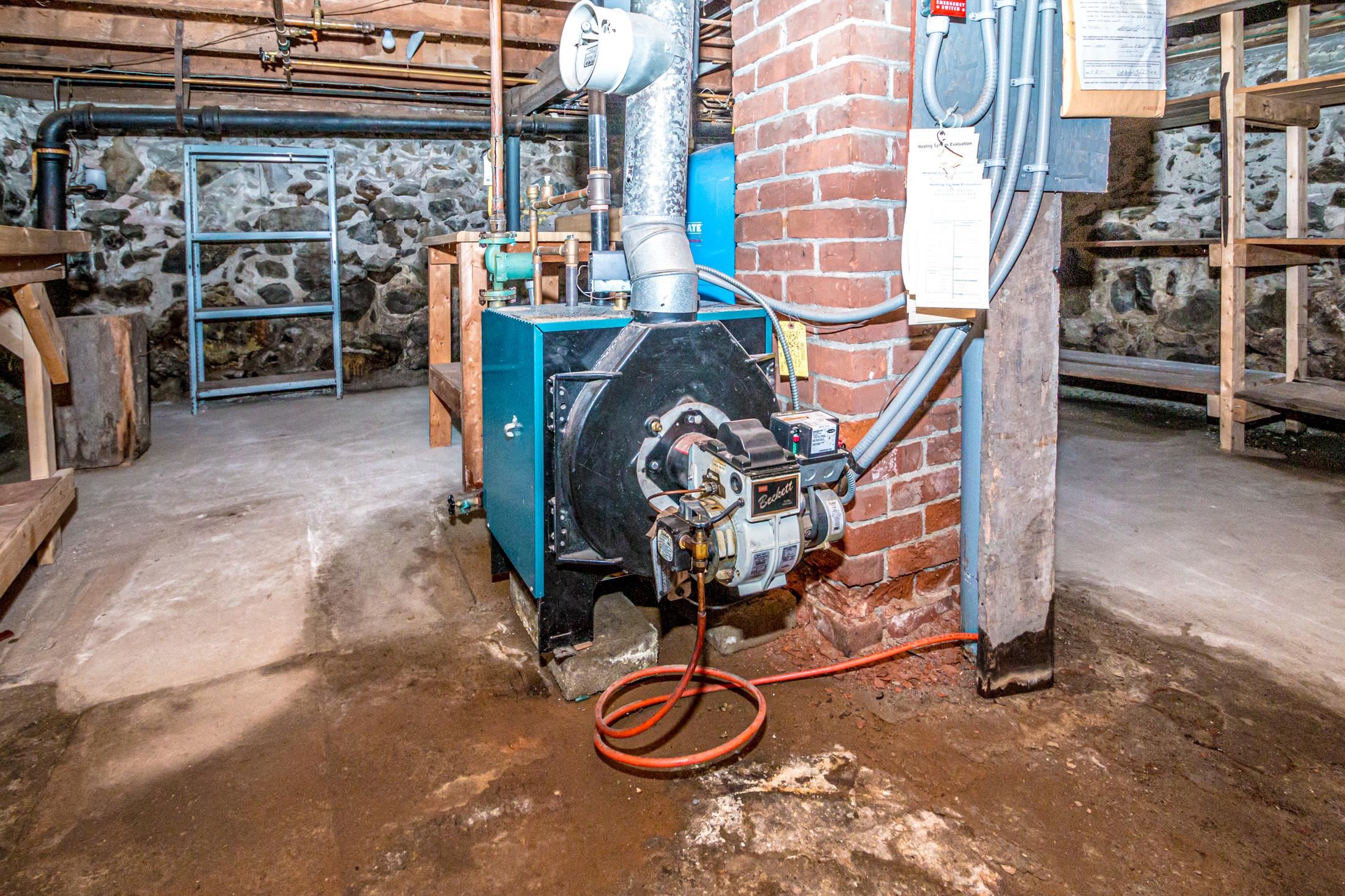 102 Hillside Avenue Northumberland, NH 03582 - Photo 15 of 25