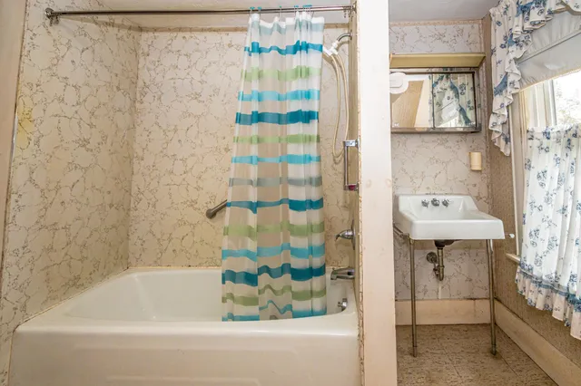 $125,000 | 102 Hillside Avenue, Northumberland, NH 03582