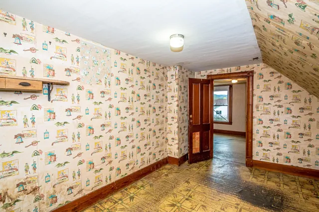 $125,000 | 102 Hillside Avenue, Northumberland, NH 03582